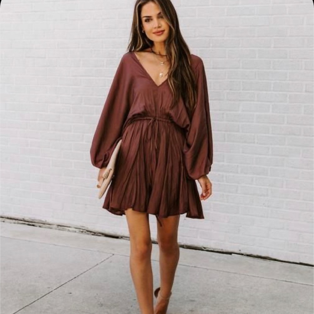 Vici fall reset pocketed drawstring dress